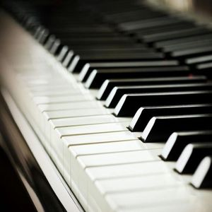 按摩喷潮在线播放无码
